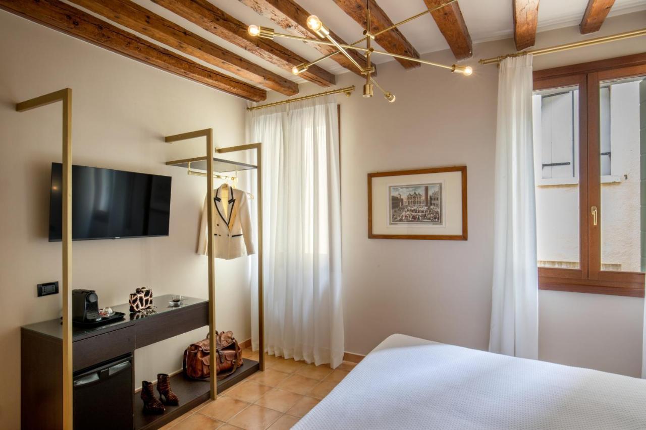 Affittacamere Antica Casa Coppo 3*
